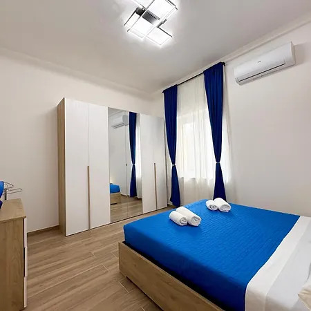 5 Minutes From The Sea - Free Parking *